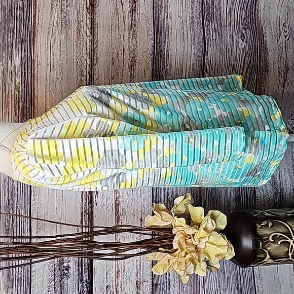 NEW RUBY RD SHEER LINED YELLOW & GREEN FLORAL PULLOVER BLOUSE - Picture 5 of 13